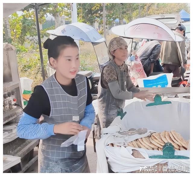 直言讨厌故意提起伤心事的人害怕怼脸拍j9九游会登录烤牌姑娘私生活受打扰(图6)